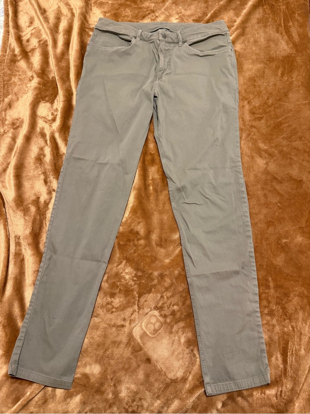 Lululemon Size 33 ABC Pant